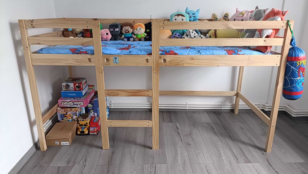 Pat copii înălțat 80x200 nou cu accesorii și o saltea de 60x120 gratis