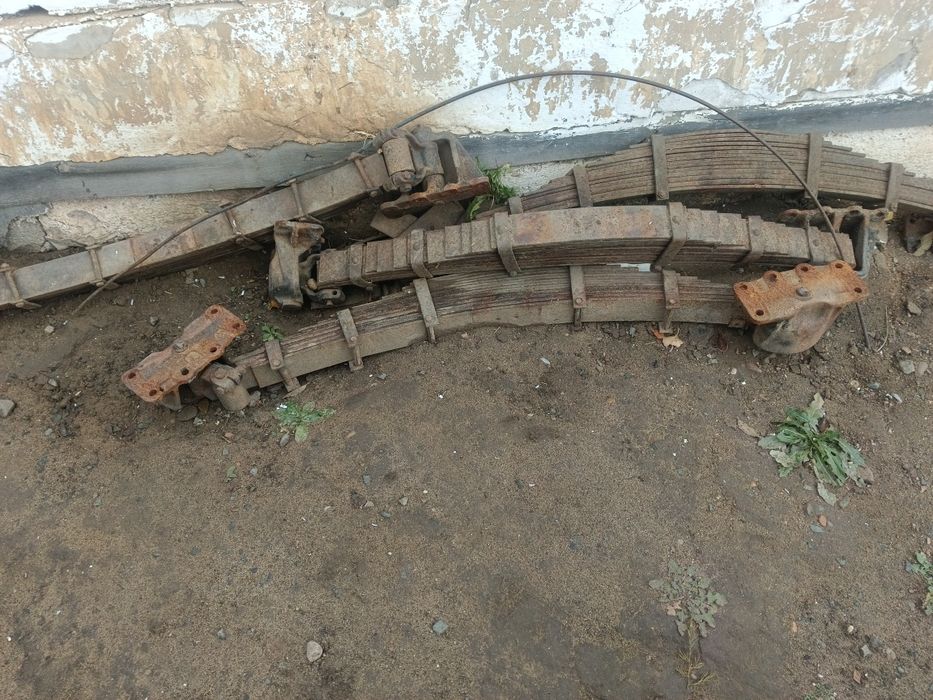 Рессоры от ЗИЛ прицепа