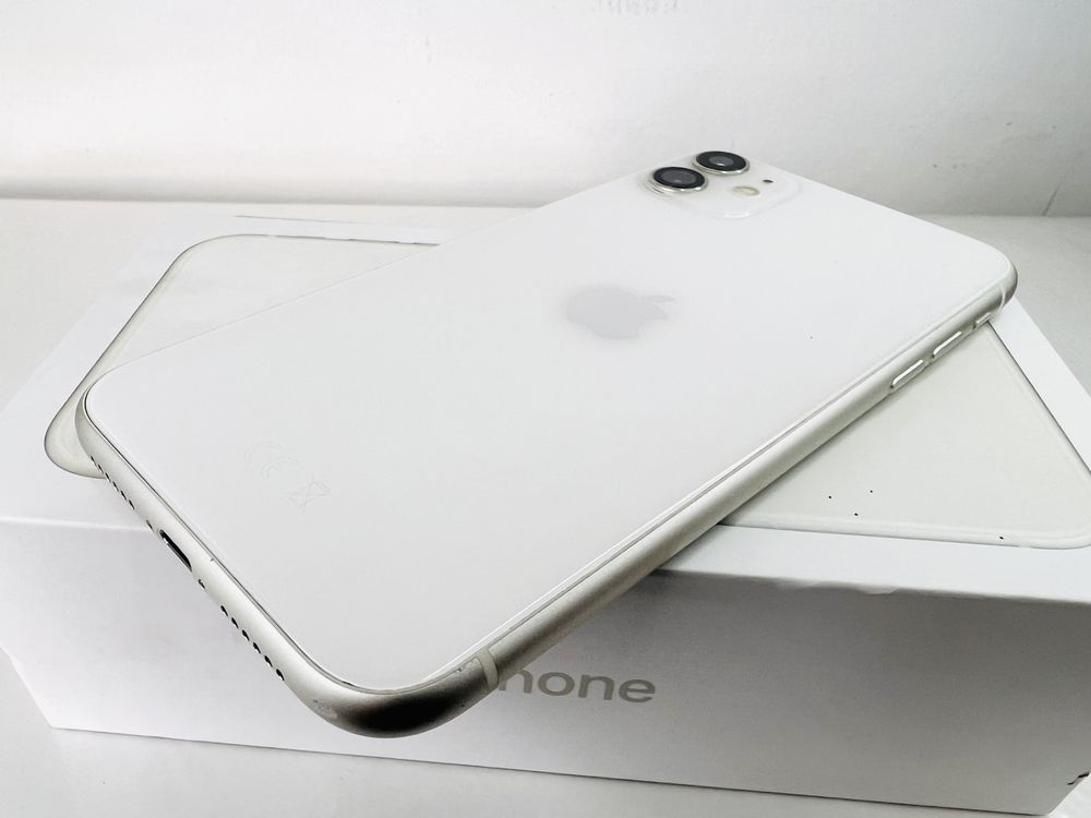 Apple iPhone 11 64GB White 91% Батерия! Гаранция!