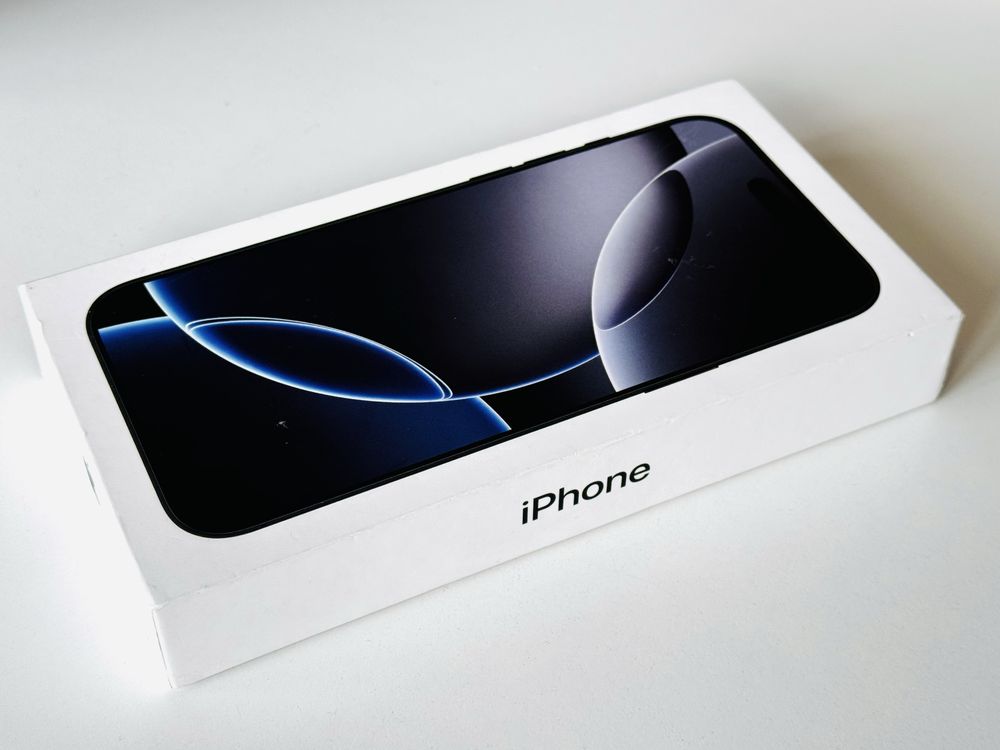 НОВ! Iphone 16 Pro Max 256GB Black Titanium Гаранция 1 година