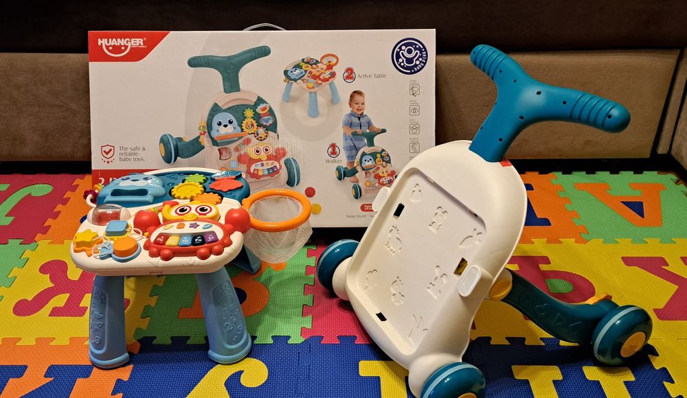 Игрушка , Толокар  и столик,  новое