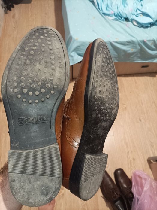 Продавам мъжки обувки