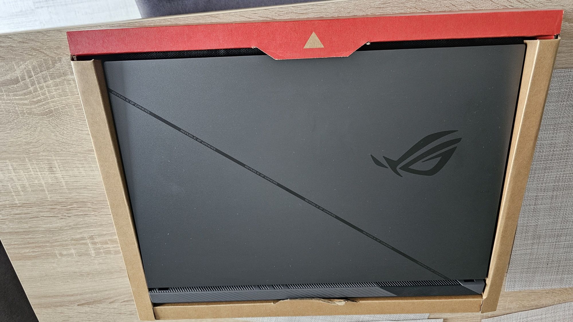 Schimb laptop gaming cu Pc/Workstation