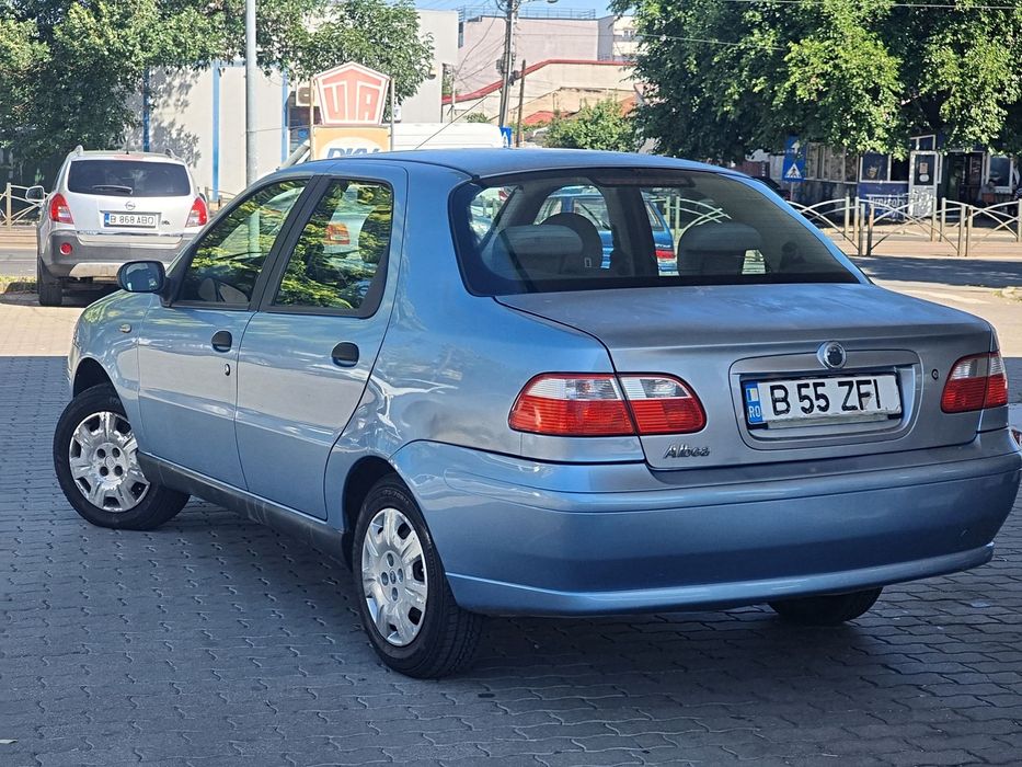 Fiat Albea Parc Auto/Fiat Albeea/2007