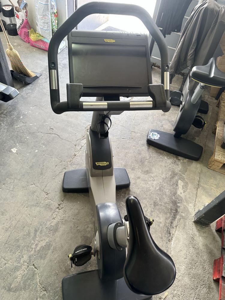 Technogym excite upper bike