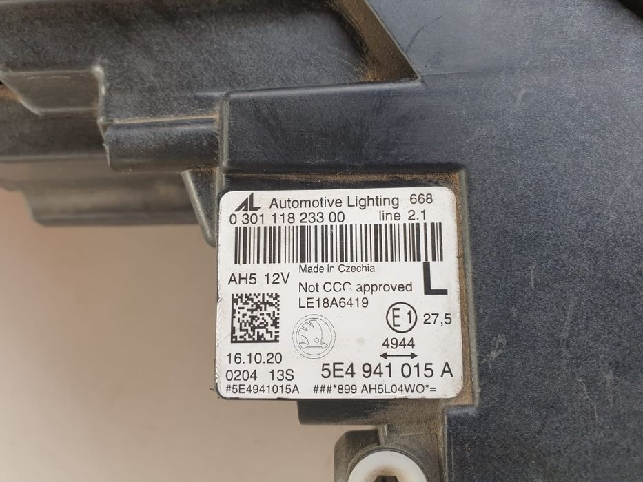 Far stanga Full Led Skoda octavia 4 2020