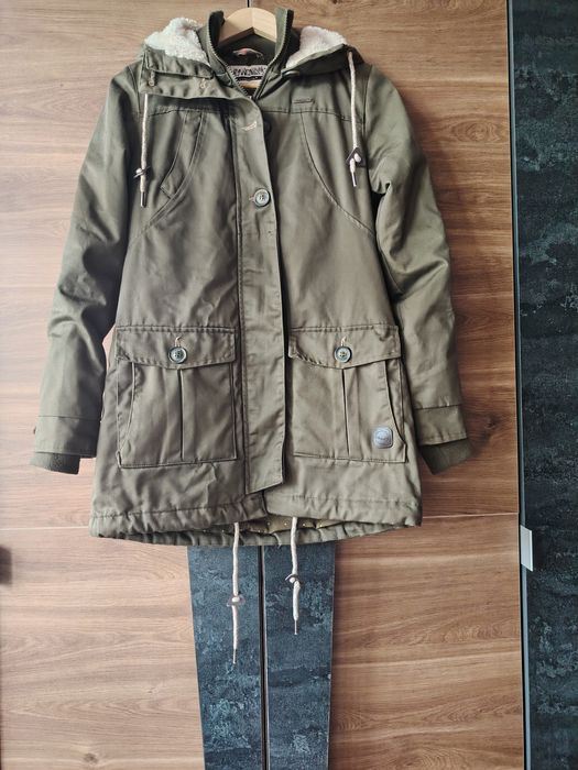 Дамска парка размер S