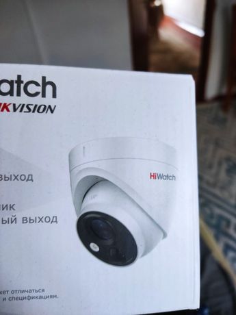 Продам камеру HiWatch Hikvision 12 шт, видеорегистратор
