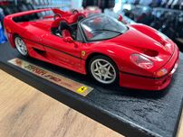 Рядък модел  метална колекционерска количка FERRARI F50 CABRIO 1:18