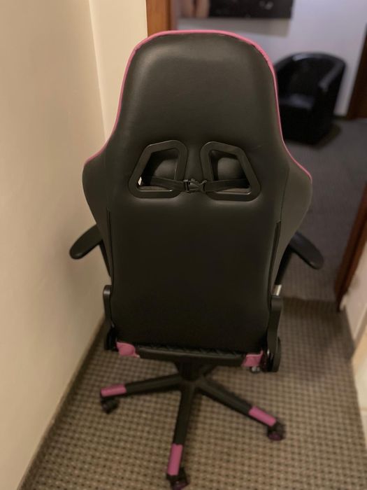 Scaun gaming  stare perfecta. Utilizat de 2 ori