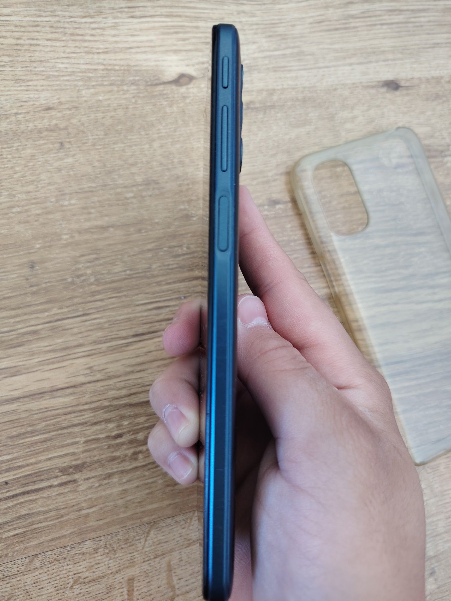 Motorola g31 с оригинално зарядно