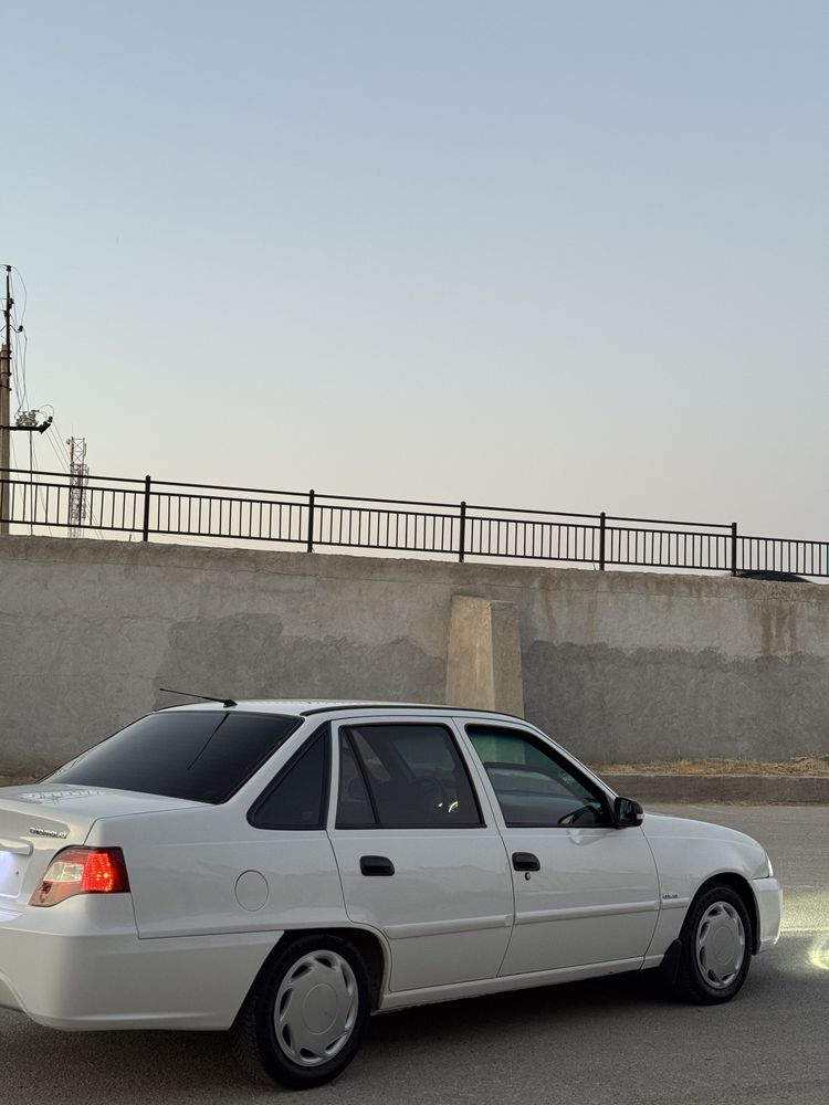 NEXIA 2 1.8Full 2012