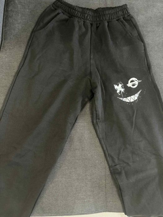 Нов Мъжки Екип L размер