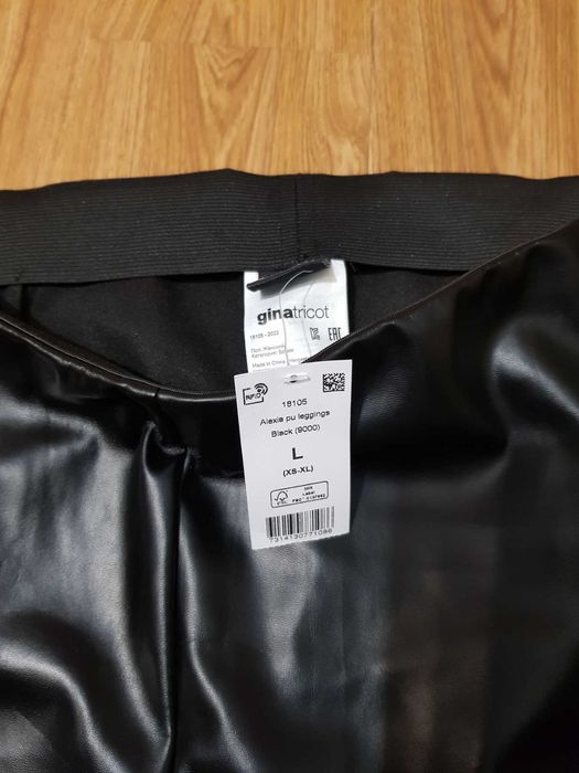 Pantaloni din piele Gina Tricot