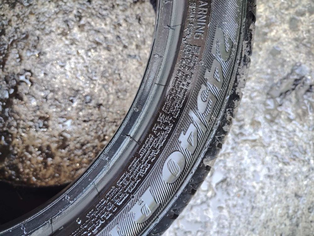 Летни гуми 245/40r18