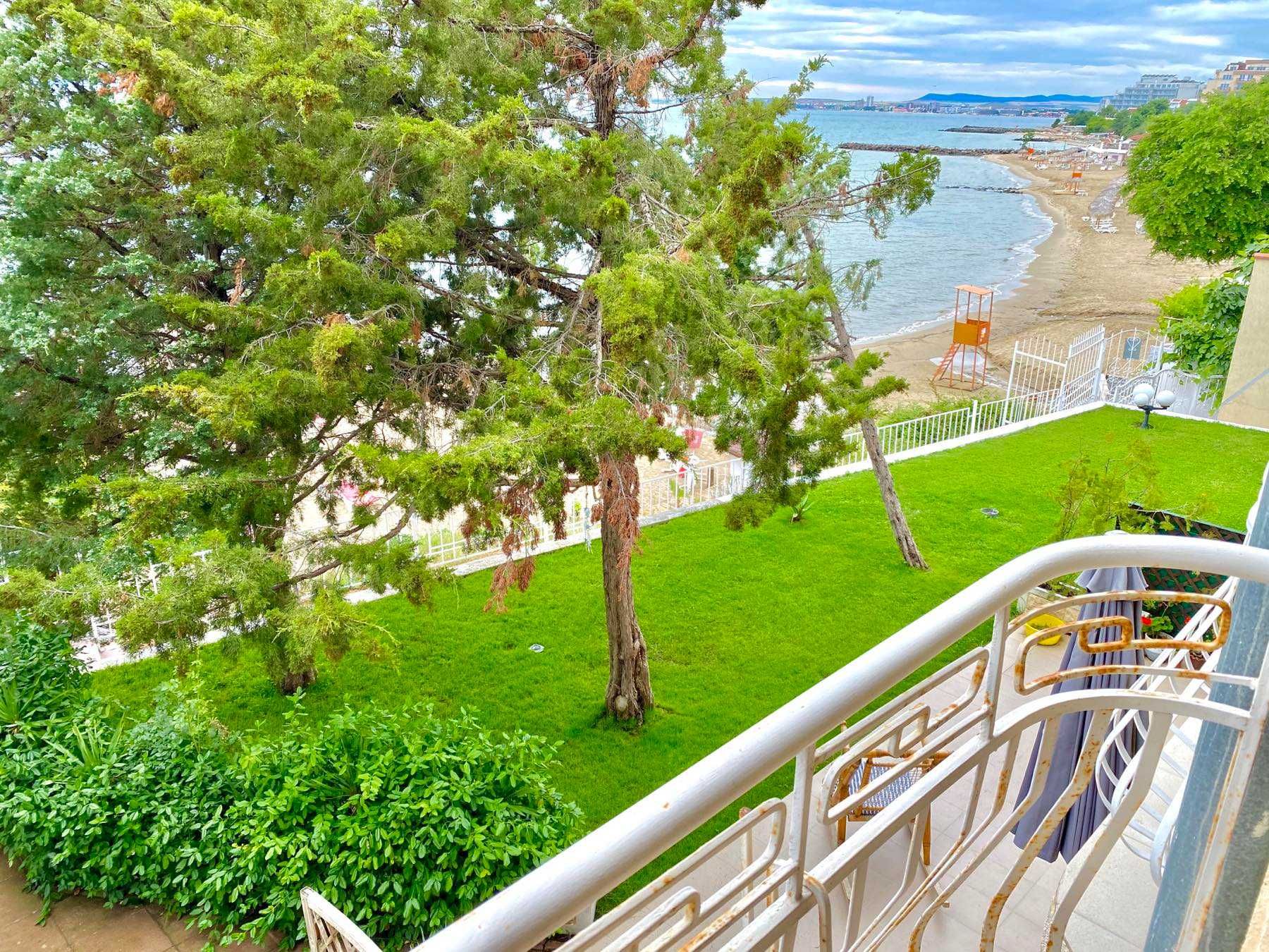 Луксозен двустаен апартамент, Морска панорама, Първа линия до плажа