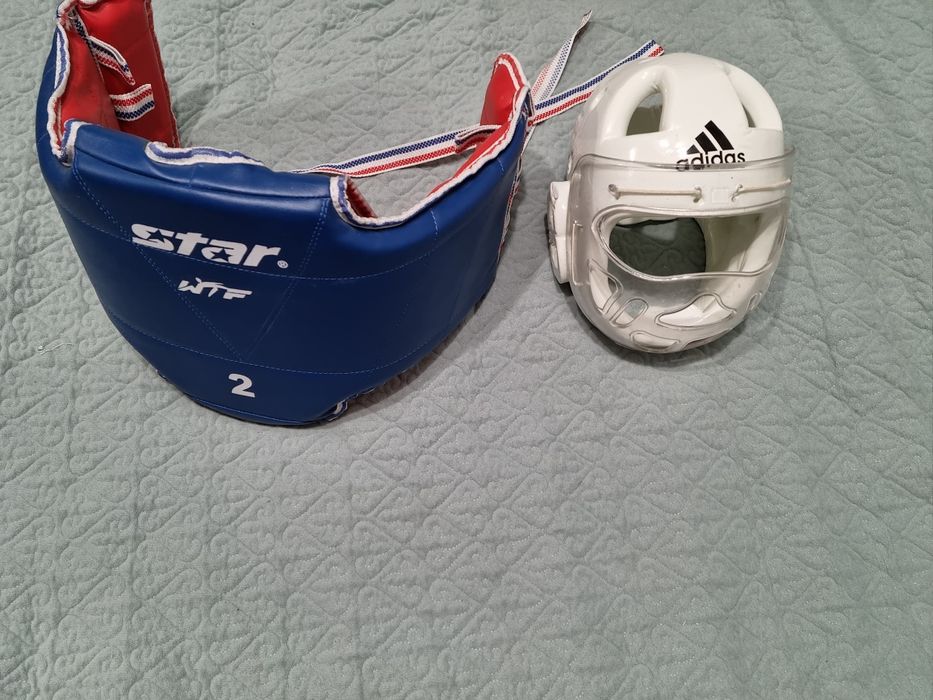 Продам защиту и шлем новые для каратэ, 10-13 лет