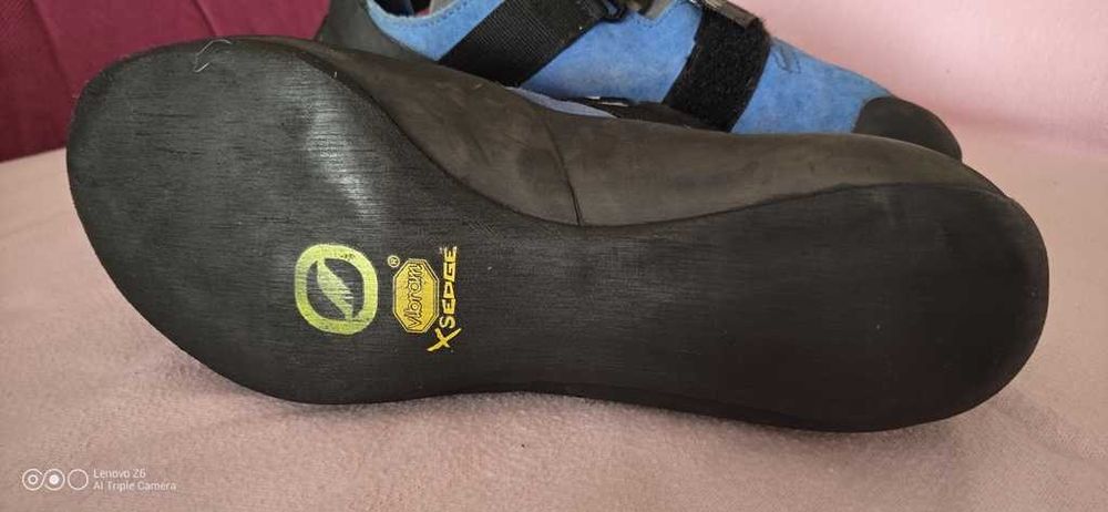Pantofi tehnici catarare alpinism climbing SCARPA VELOCE marime 37