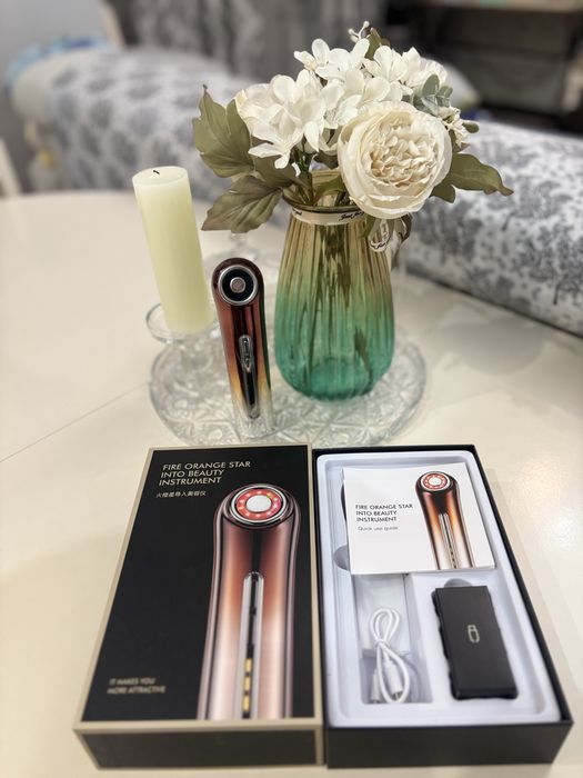 Микротоковый массажер для лица и шеи