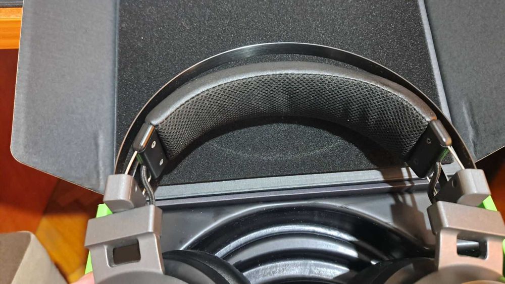 Геймърски слушалки Razer Nari Ultimate
