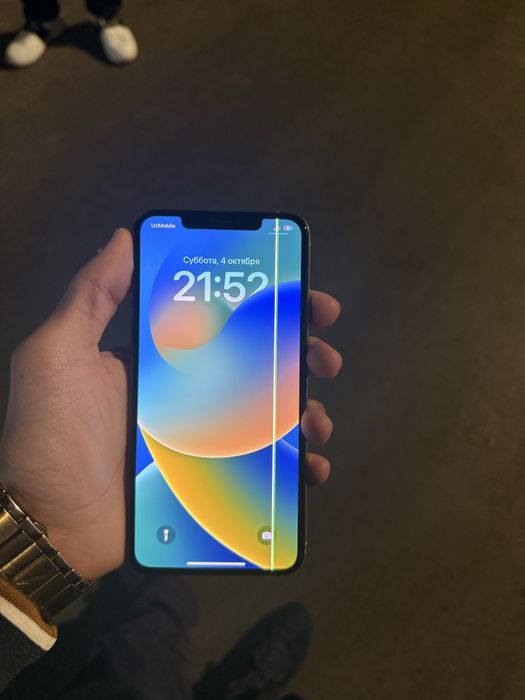 Срочно прадаётся телефон iphone xs max