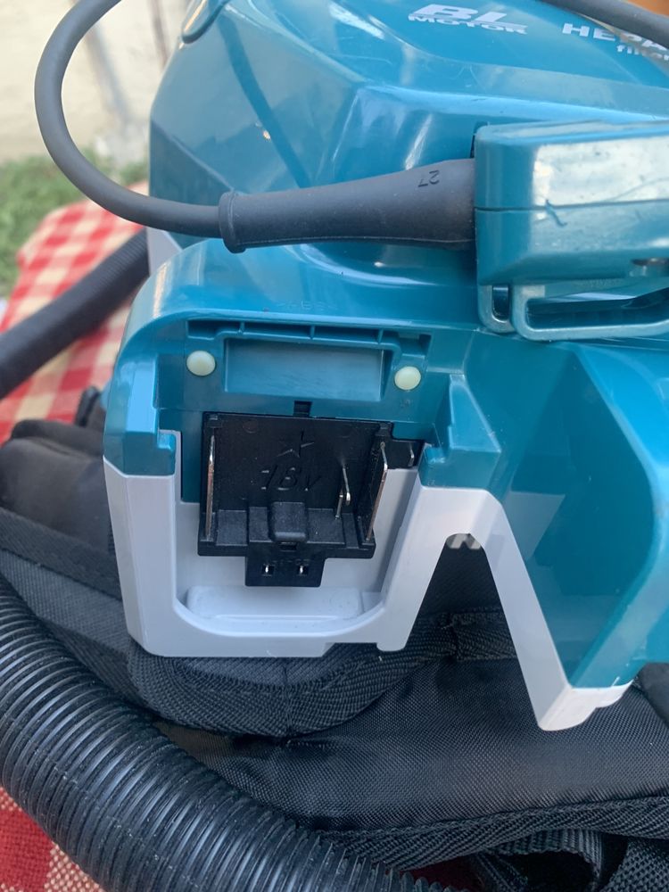 Makita DVC 261/акумулаторна прахосмукачка/ 36v/