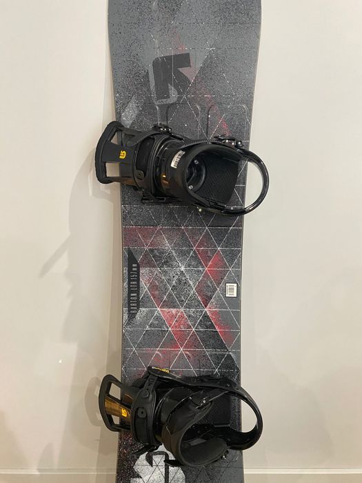 Placa BURTON wide 157 cm+ legaturi BURTON