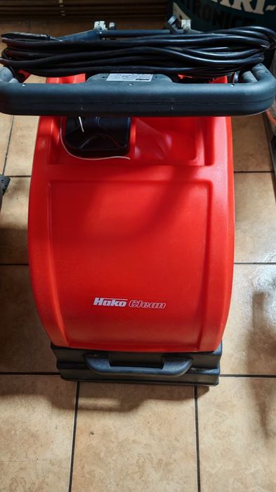 Aparat curățenie profesional  marca Hako model Scrubmaster E 10