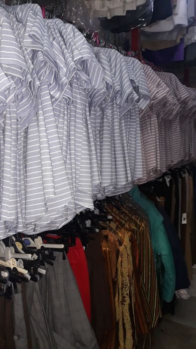 Vand lot camasi dama noi made in Ro