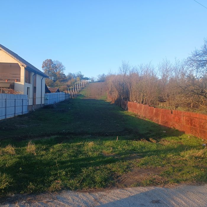 Vind teren intravilan la dn67