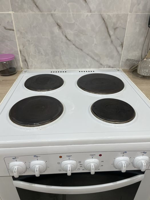 Продам электро плиту