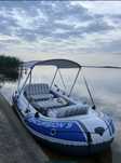 Vand/Schimb barca cu motor