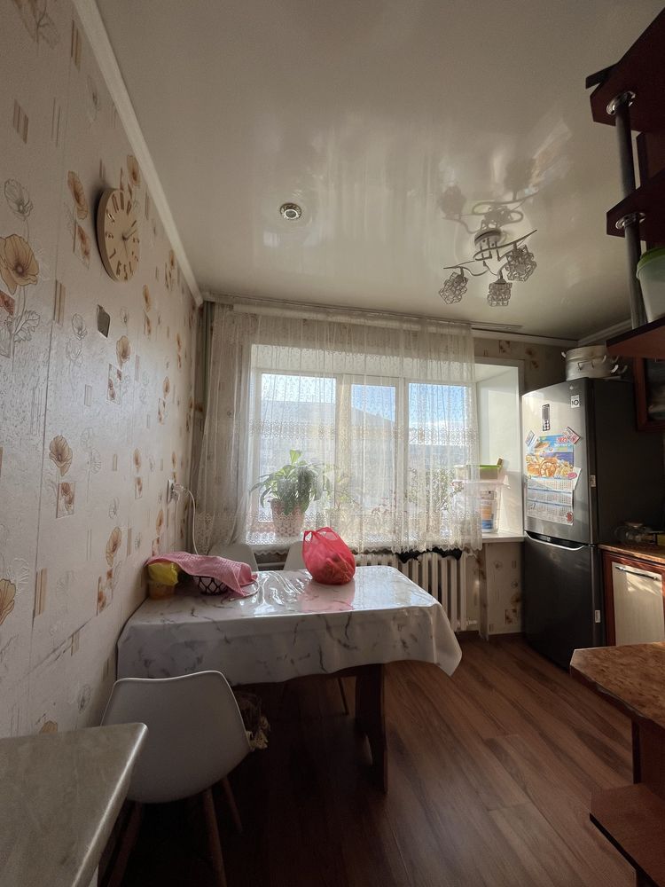 Продам 2 комнатную квартиру