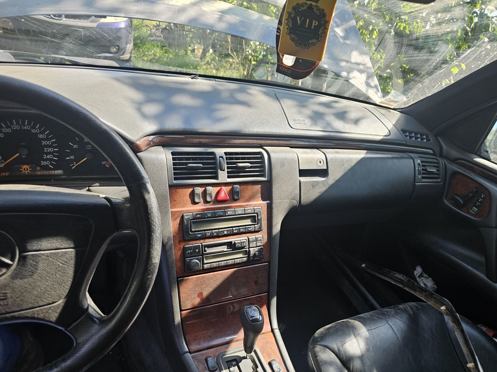 Dezmembrez Mercedes E 300 oem 606 3.0 turbo