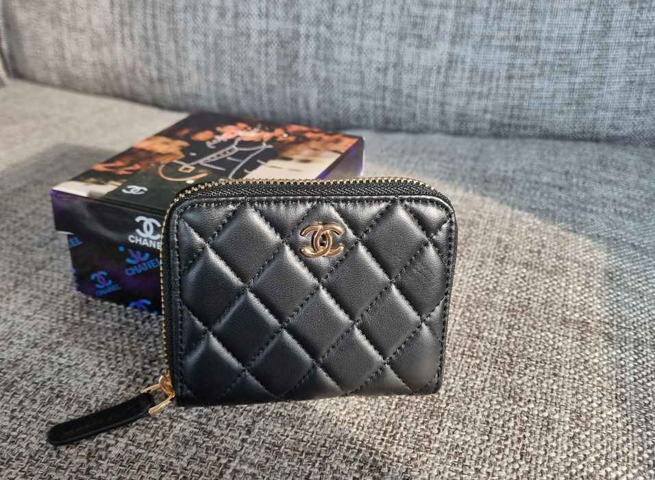 Chanel протмане черно