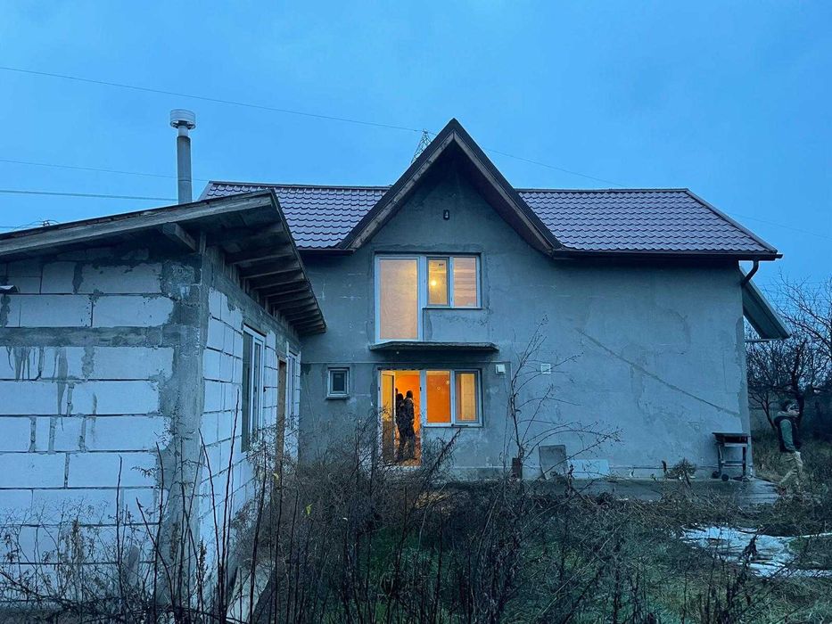 Casa BCA + Livada 4700 mp