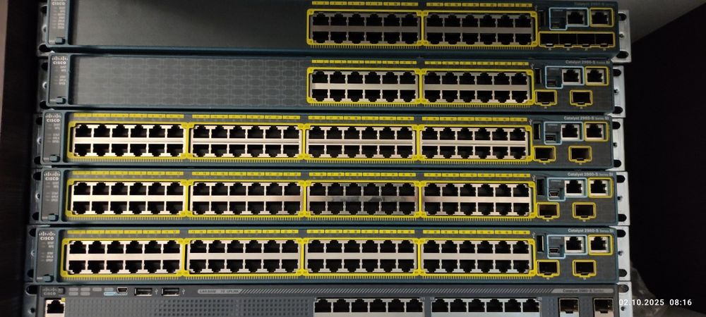 Vând Switch Cisco Catalyst WS-C2960S C2960X
WS-C2960S-24TS-L
WS-C2960