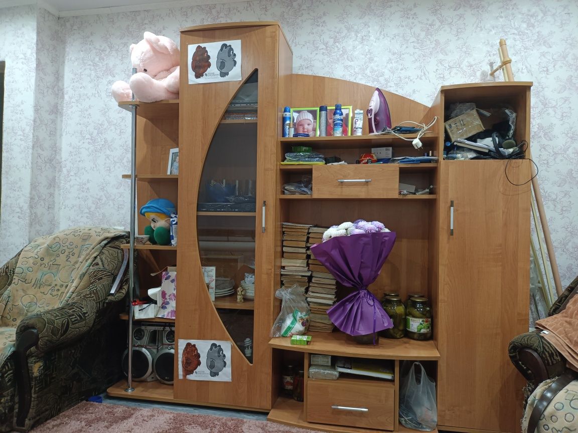 Продам стенку состояние отличное