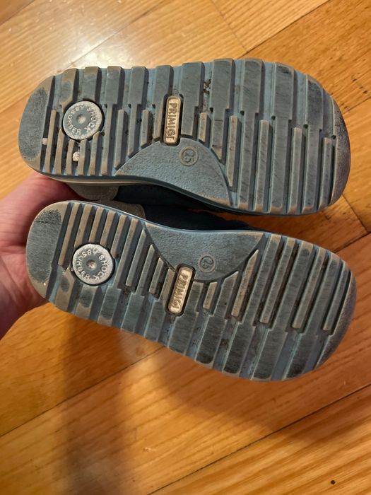 Детски обувки adidas и primigi 25 номер