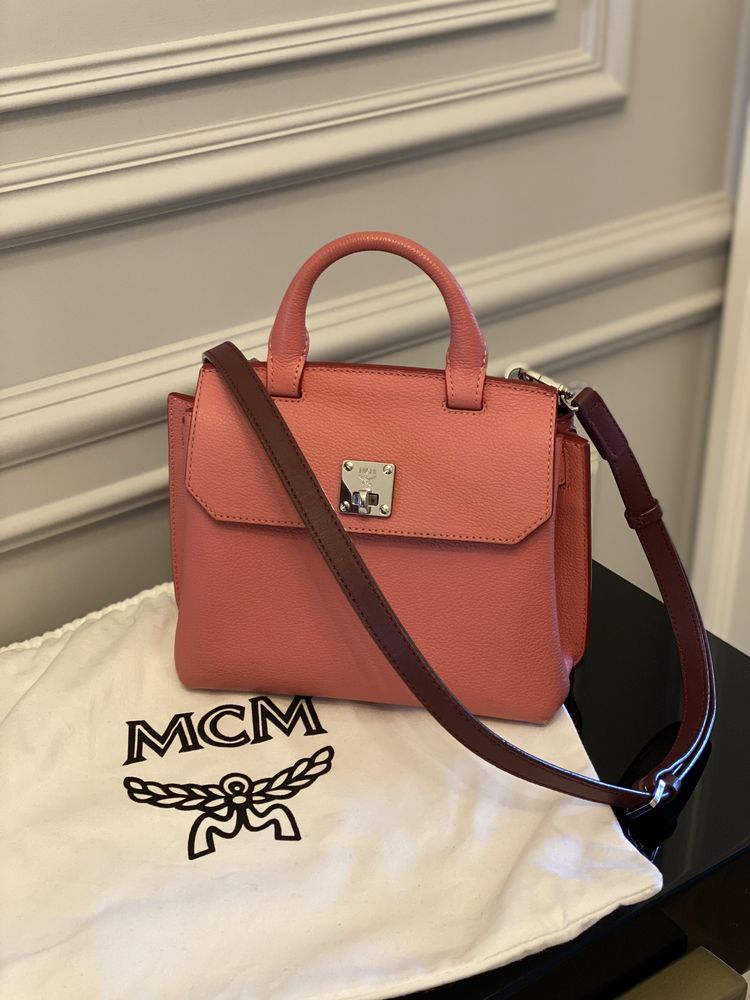 MCM- шикарная кожаная сумка, оригинал!