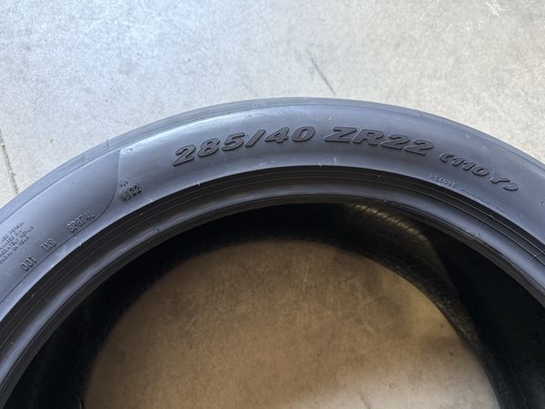 325/35/22//285/40/22 PIRELLI TROFEO Lamborghini Urus