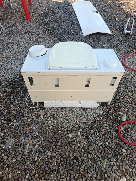 Vând wc/toaleta rulota