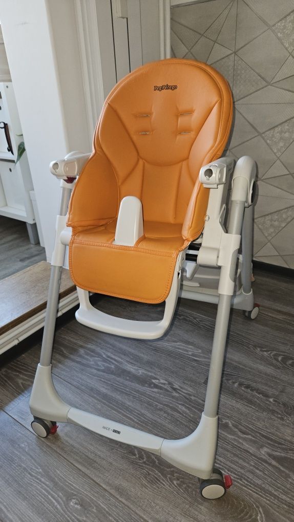 Scaun de masa pentru copil Peg Perego Prima Pappa Follow Me 0-15kg