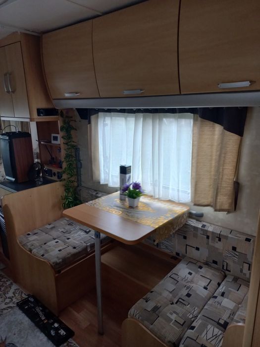 Vând rulotă sterling europa