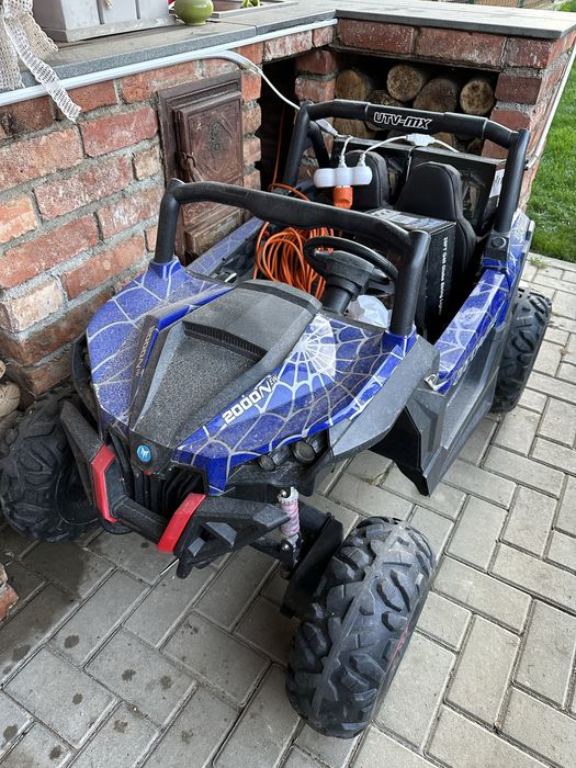 UTV MX cu baterii noi