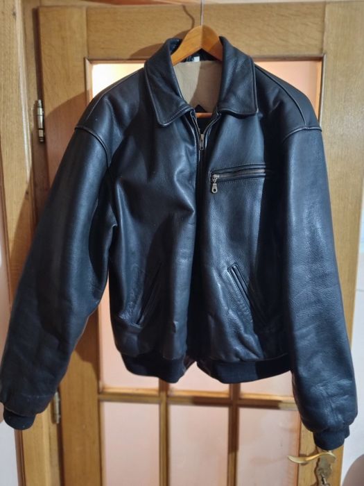 Vând Geacă de piele