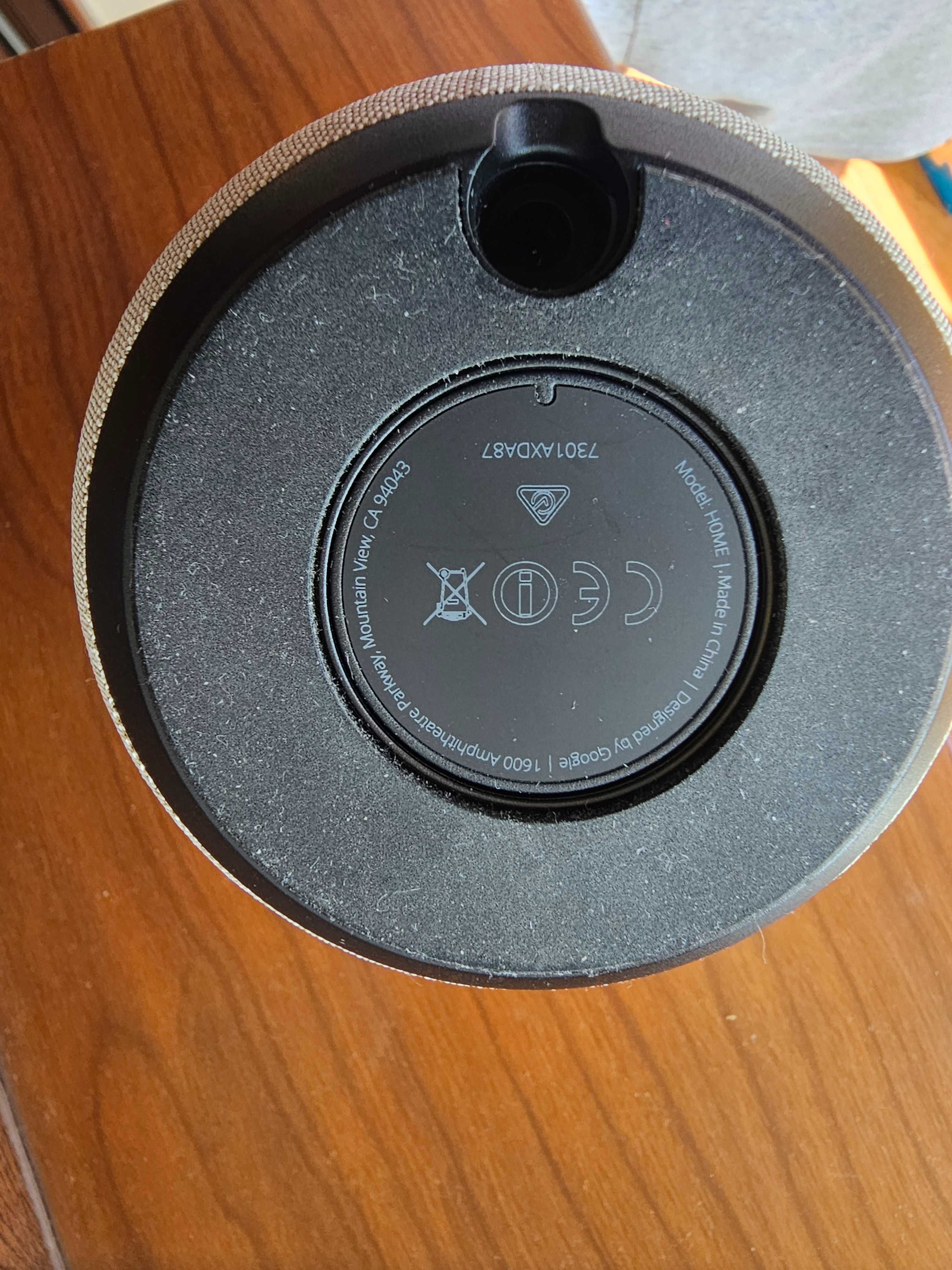 Google Home Смарт колонка със Google Assistant