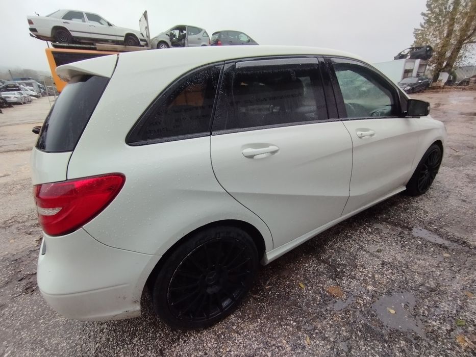 На Части Mercedes B-class 180 CDI W246
