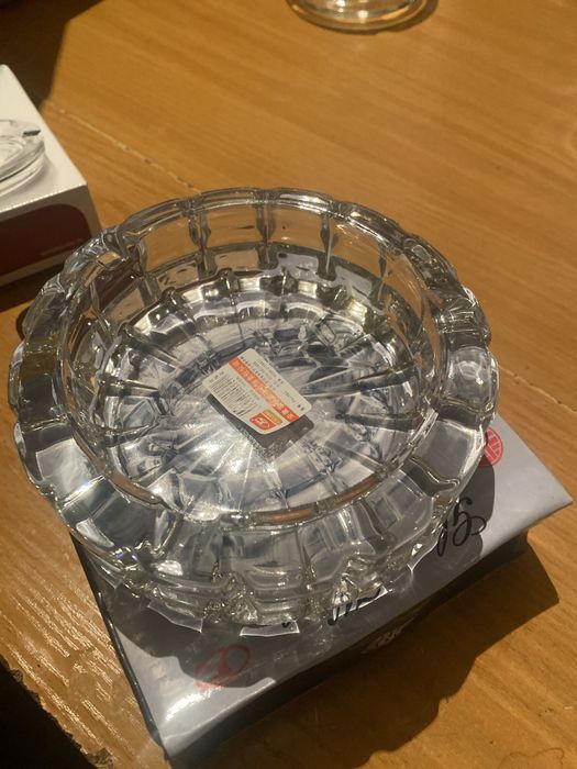 Пепельницы 100+ штук за 10.000