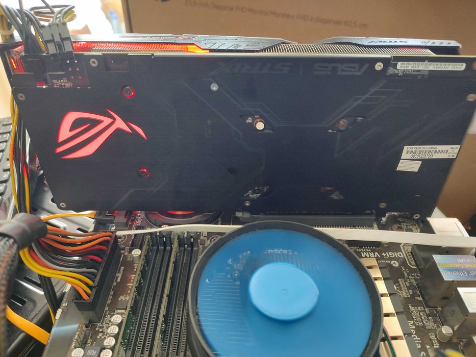 Placa video ASUS Radeon RX 480 STRIX GAMING O8G 8GB GDDR5 256-bit